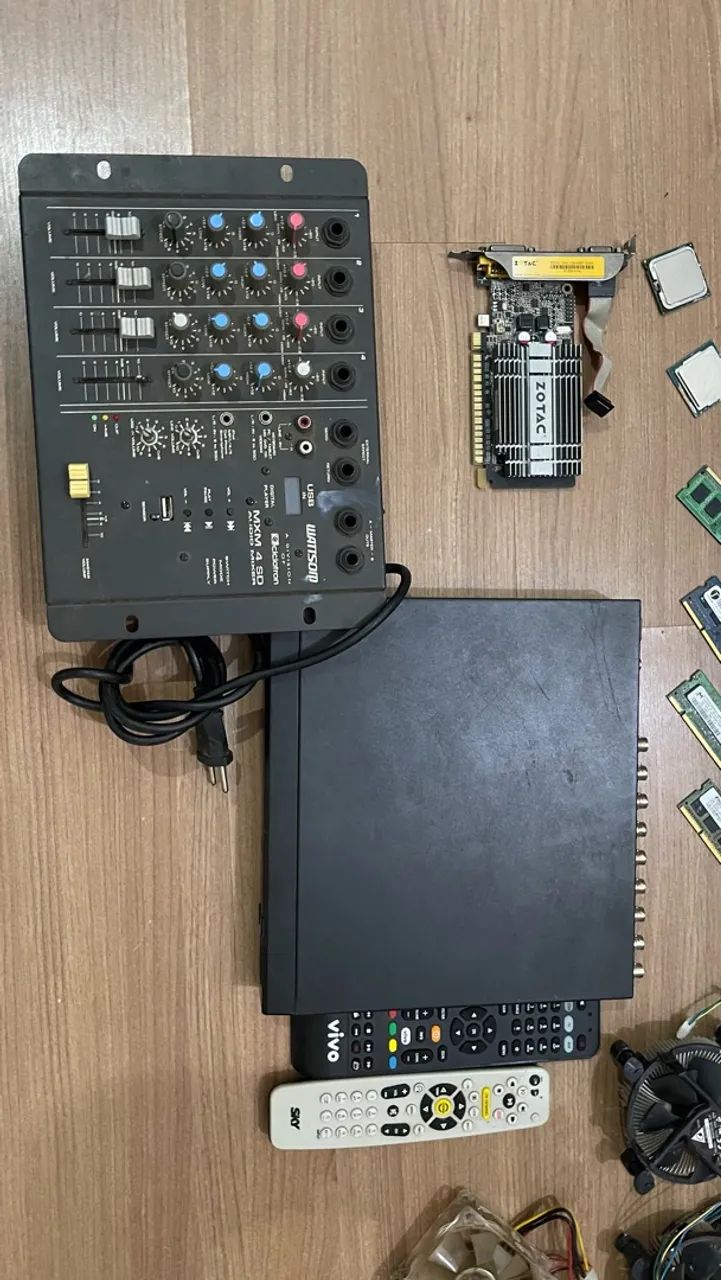 LOTE DE INFORMÁTICA E ELETRÔNICOS USADOS - Foto 2