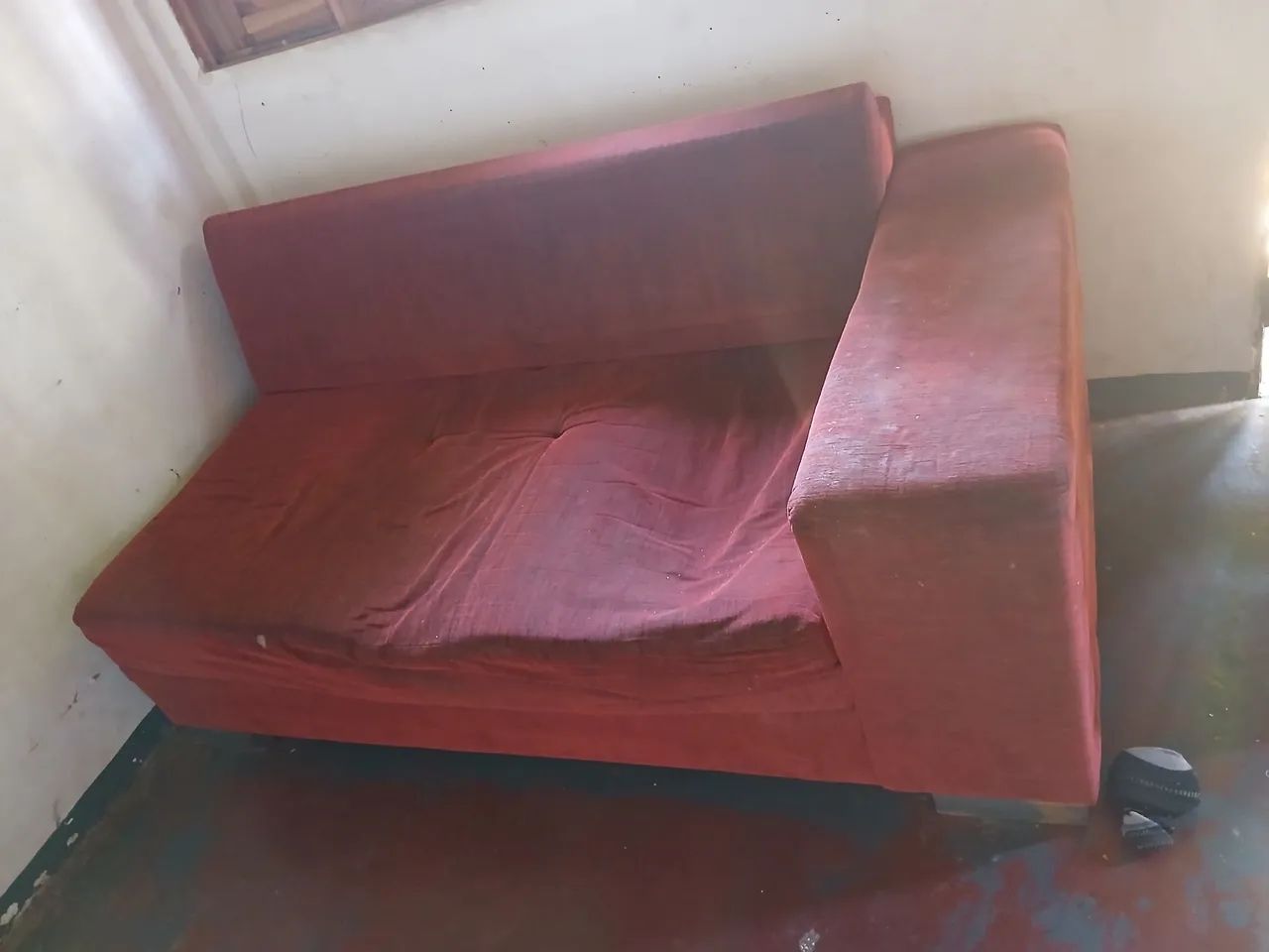 Vendo dois sofás grandes de 3 lugares cada - Foto 3