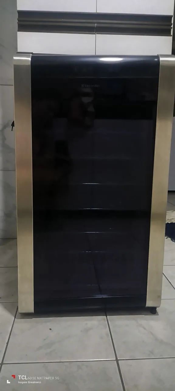 Adega - Electrolux 