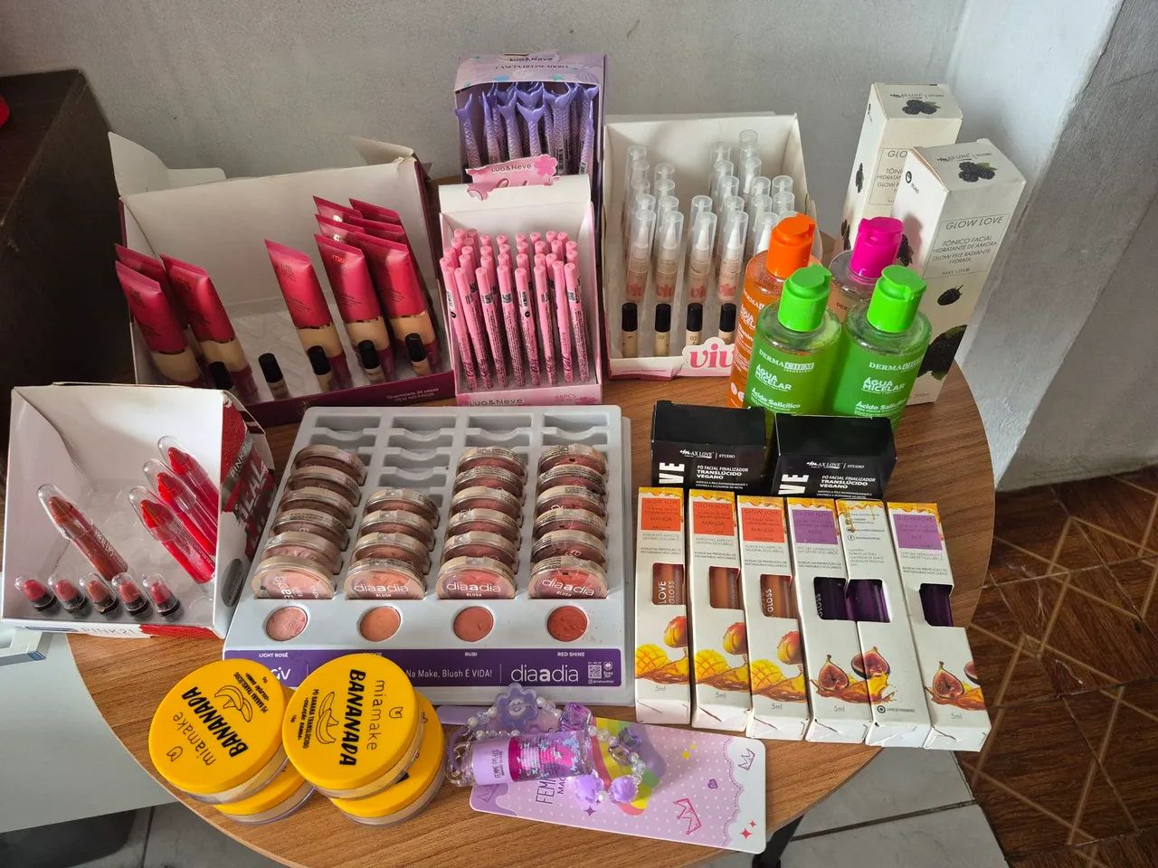 Vende se tudo de uma vez  - Foto 2