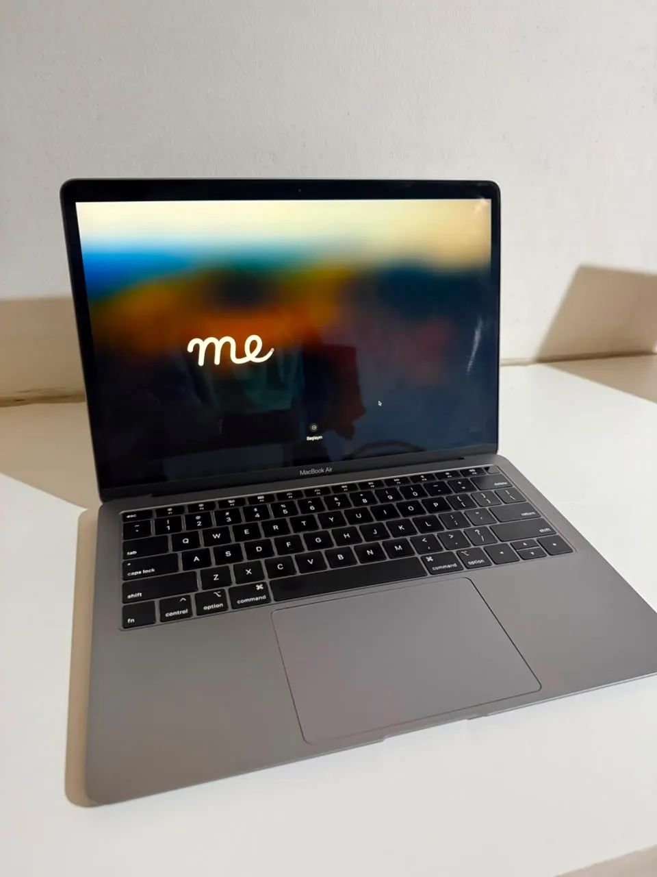 MacBook Air 13? 2019 i5 | 8GB RAM | SSD 256GB | Excelente Estado