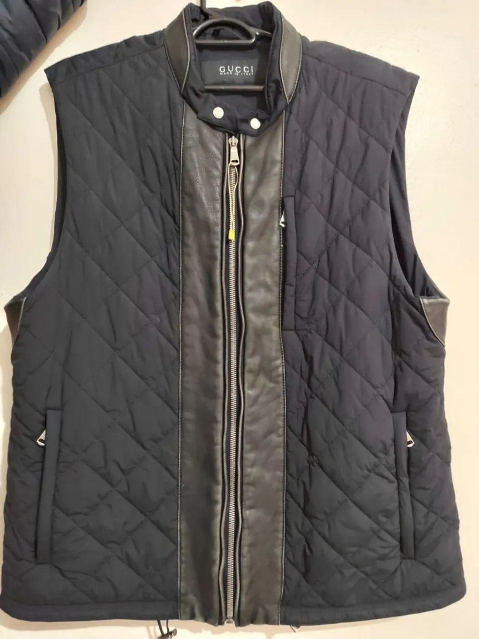 Colete Gucci Original Masculino Matelassê com Couro Preto | IT 50 - Foto 5