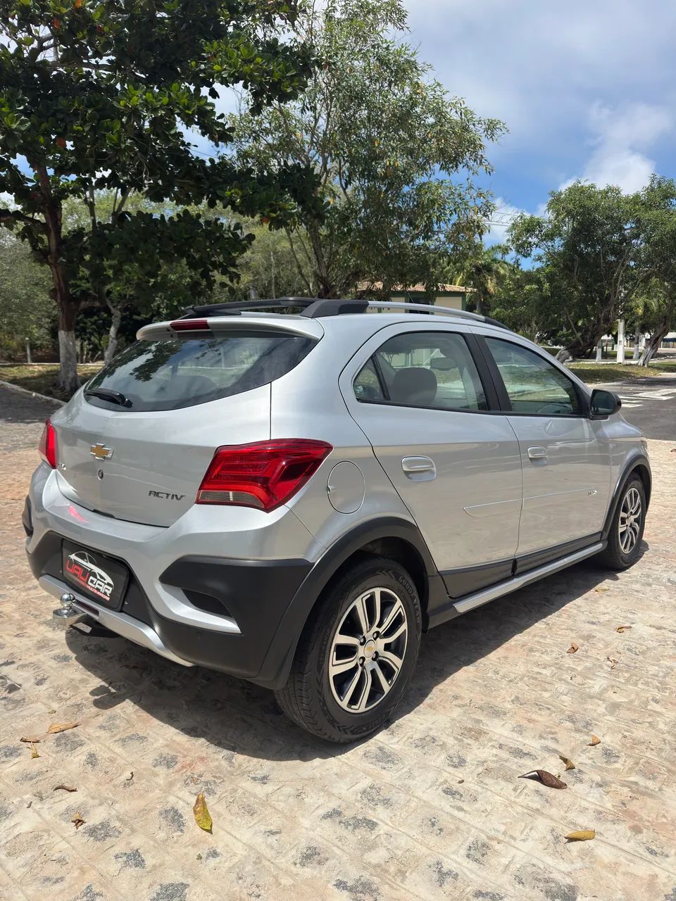 Chevrolet Onix Activ 1.4 8V Flex Mec. 4P 2018 - Foto 5