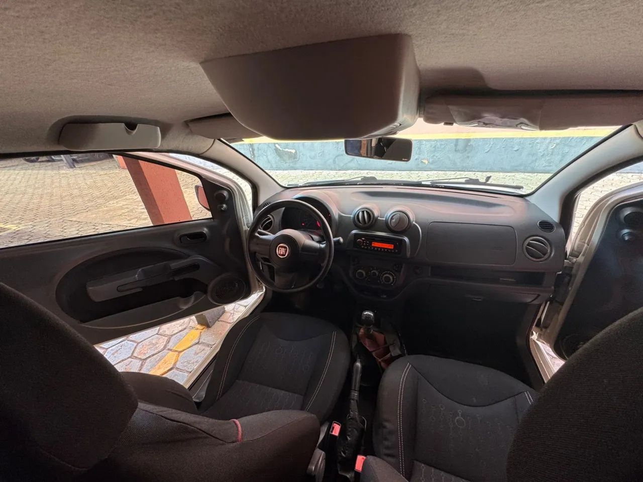 Fiat Uno Sporting 1.4 EVO Fire Flex 8V 2P 2012 - Foto 6