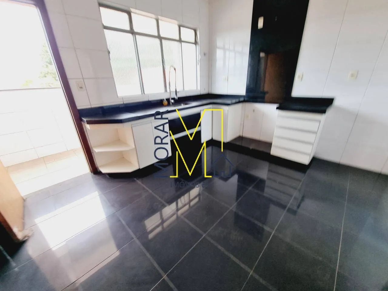 Apartamento com Varanda e 3 Quartos - Venda Nova em Belo Horizonte/MG - Foto 2