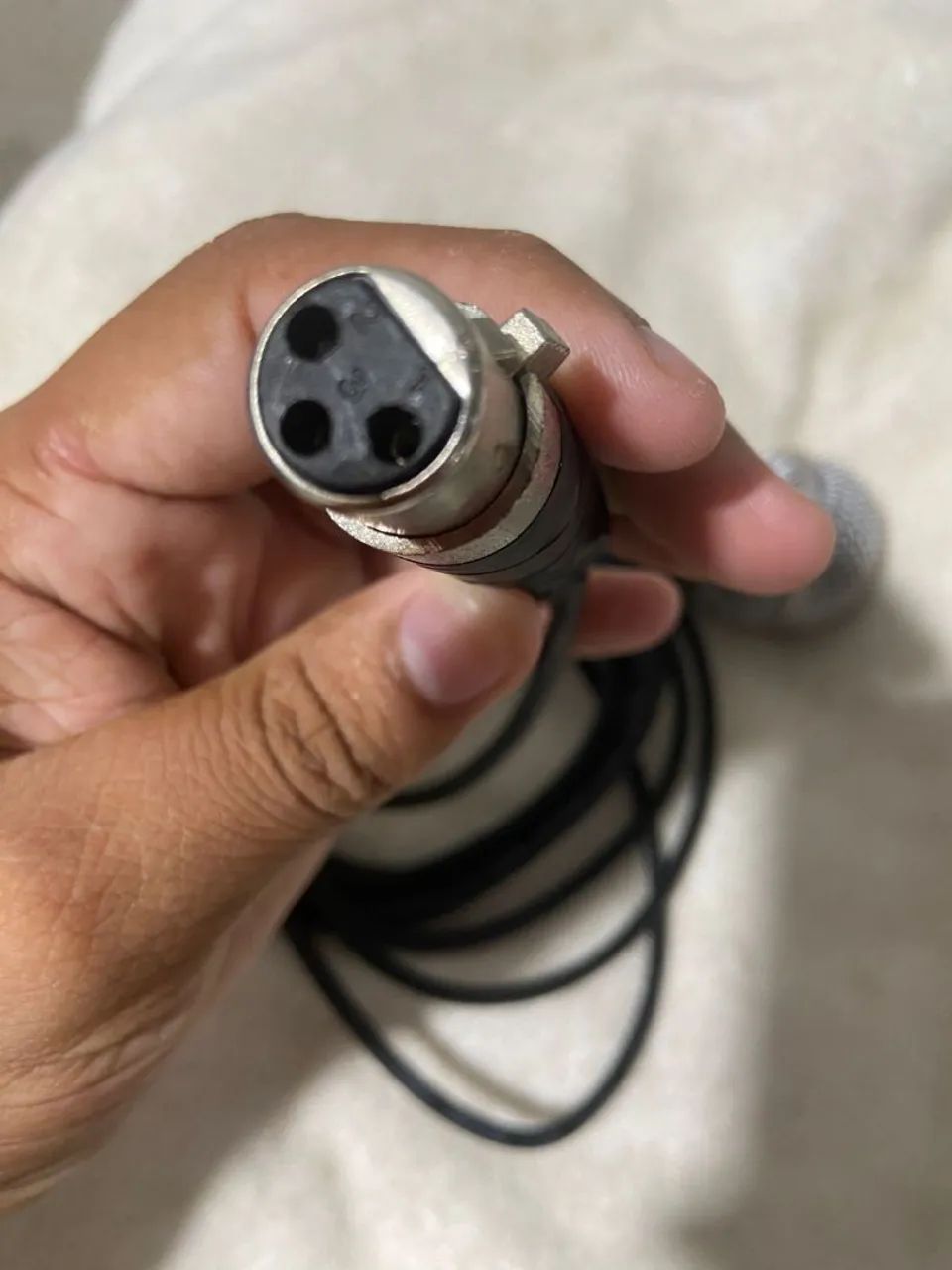 Vendo microfone super conservado 