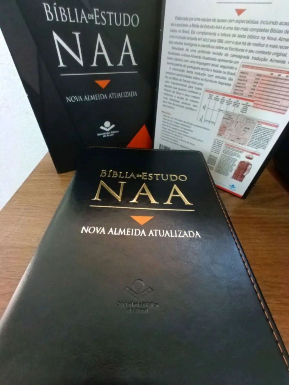 Bíblia de Estudo NAA Tamanho Grande + Caixa