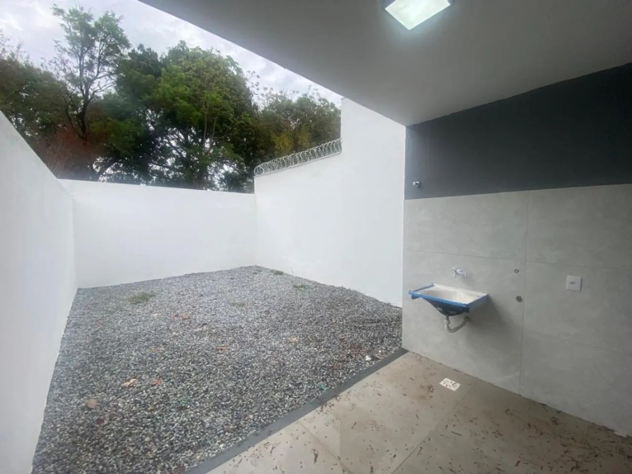 Casa com 2 quartos para alugar em Sete Lagoas - Foto 4