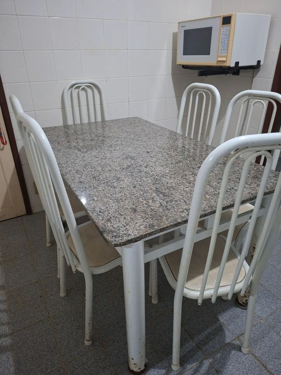 Mesa 06 lugares