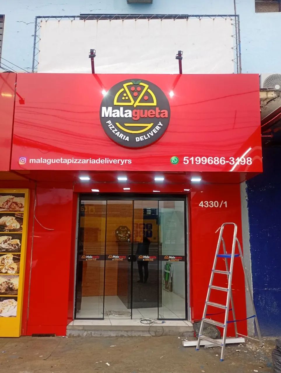 Letreiros e envelopamentos - Foto 5