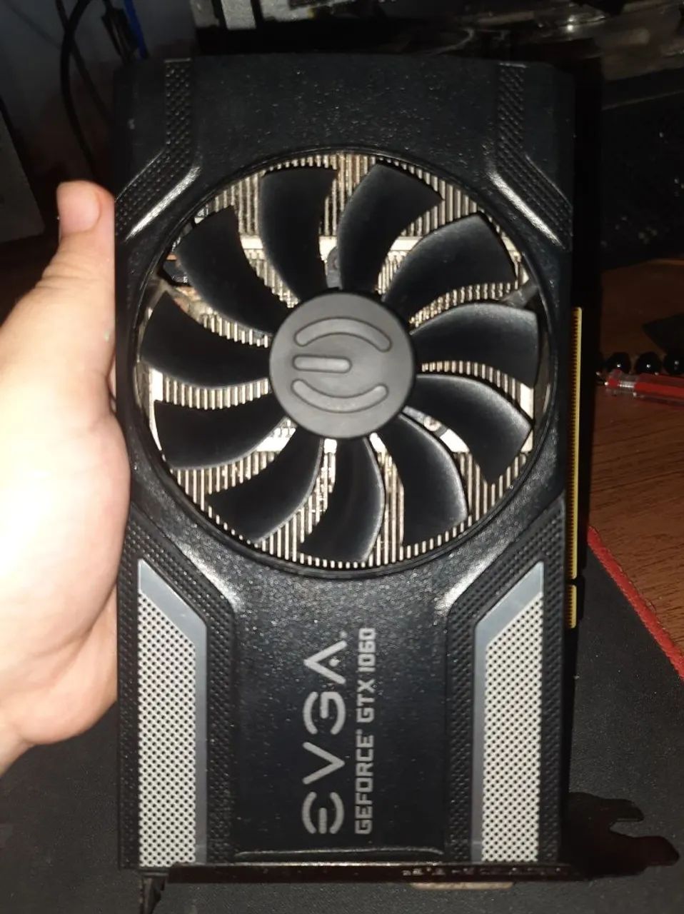 GTX 1060 6gb (com defeito)