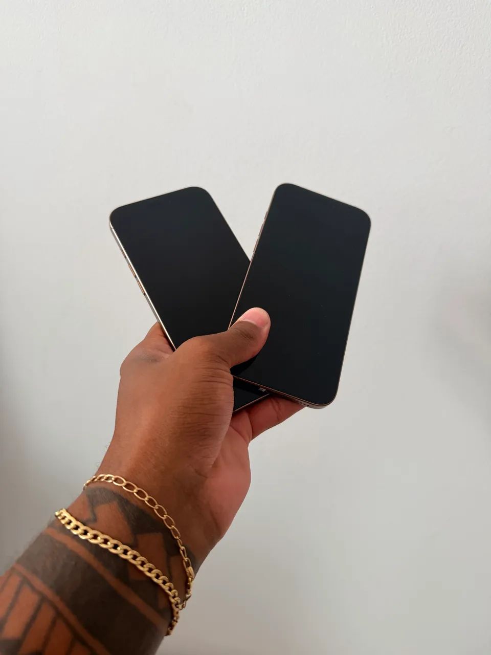 Iphone 16 pro max  - Foto 2
