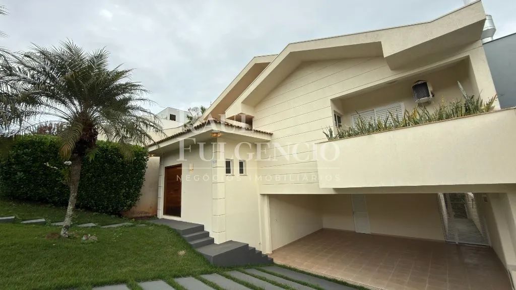 Ampla Casa em Condomínio para Locação , 3 suítes climatizadas, espaço para escritório, esp 2