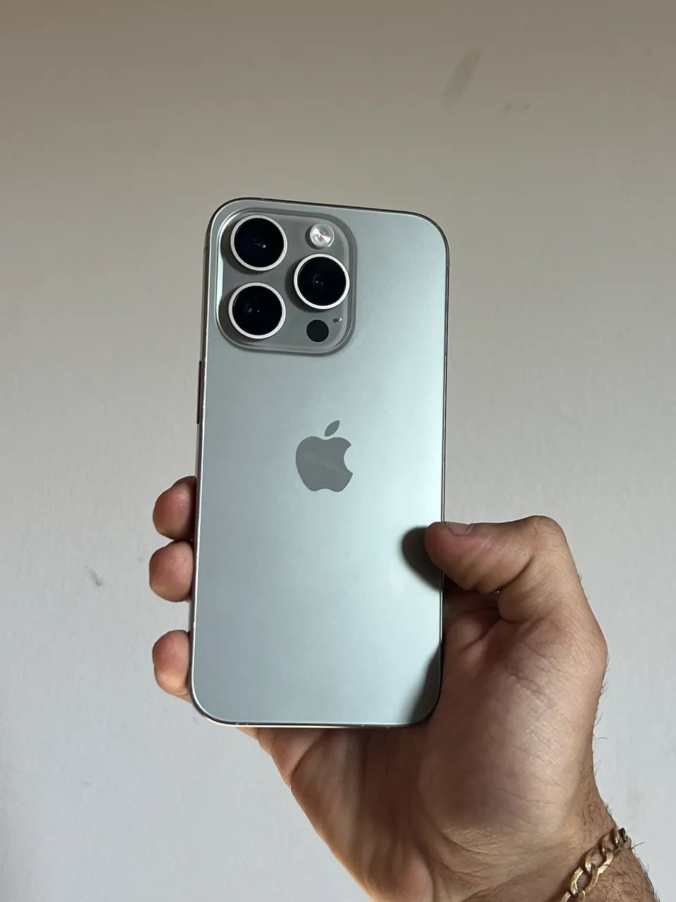 iPhone 15 Pro 