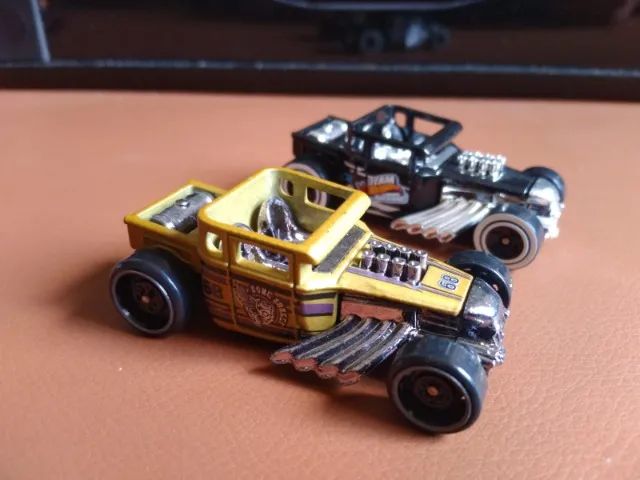Hot Wheels - 2 Bone Shaker 2005 Loose - Foto 5