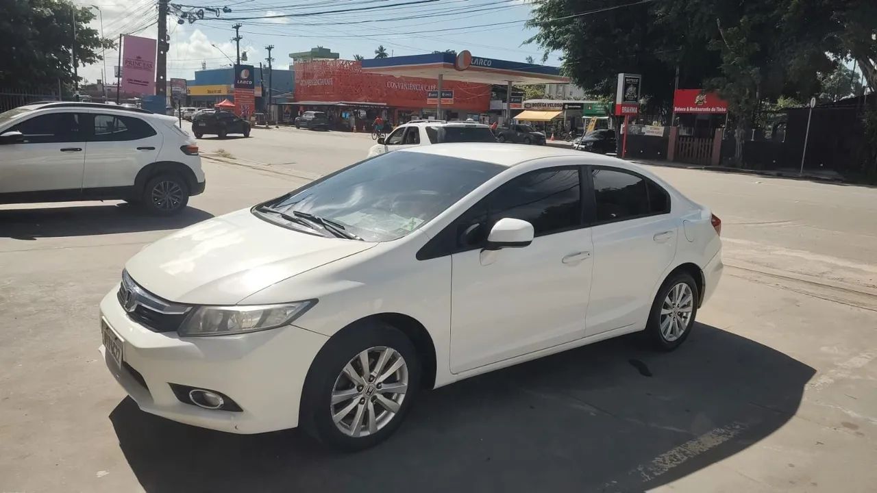 Honda Civic Civic Sedan LXR 2.0 Flexone 16V Aut. 4p 2014