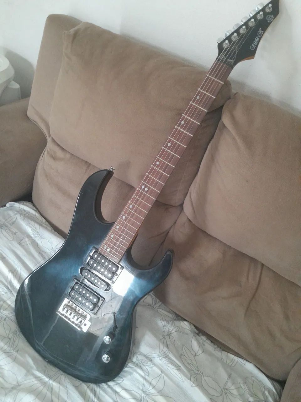 Guitarra elétrica 