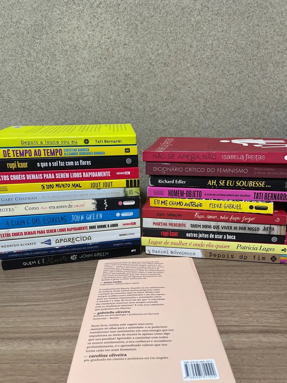 Livro - Fazendo As Pazes Com A Ansiedade - e todos livros do fundo - Foto 2