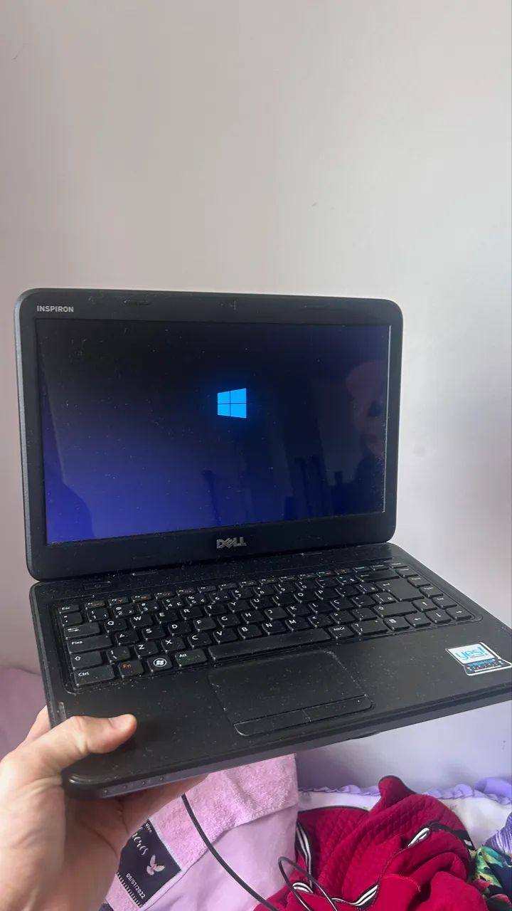 Notebook Dell Intel Core i3-2350M 2.30 GHz, 6 GB de RAM e Windows 10 Home 
