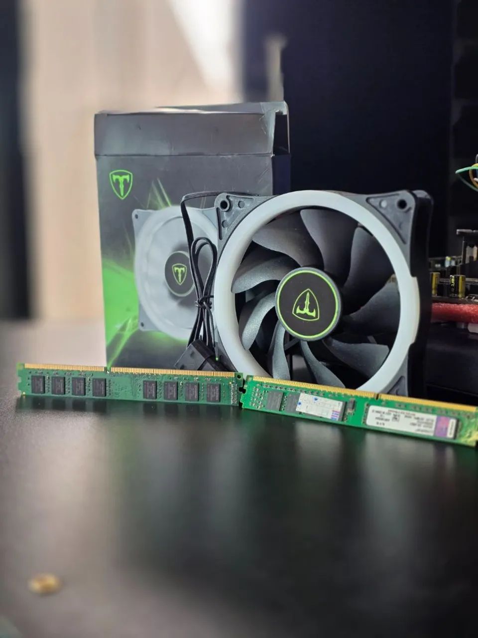 Kit memória RAM DDR3 - 8GB total