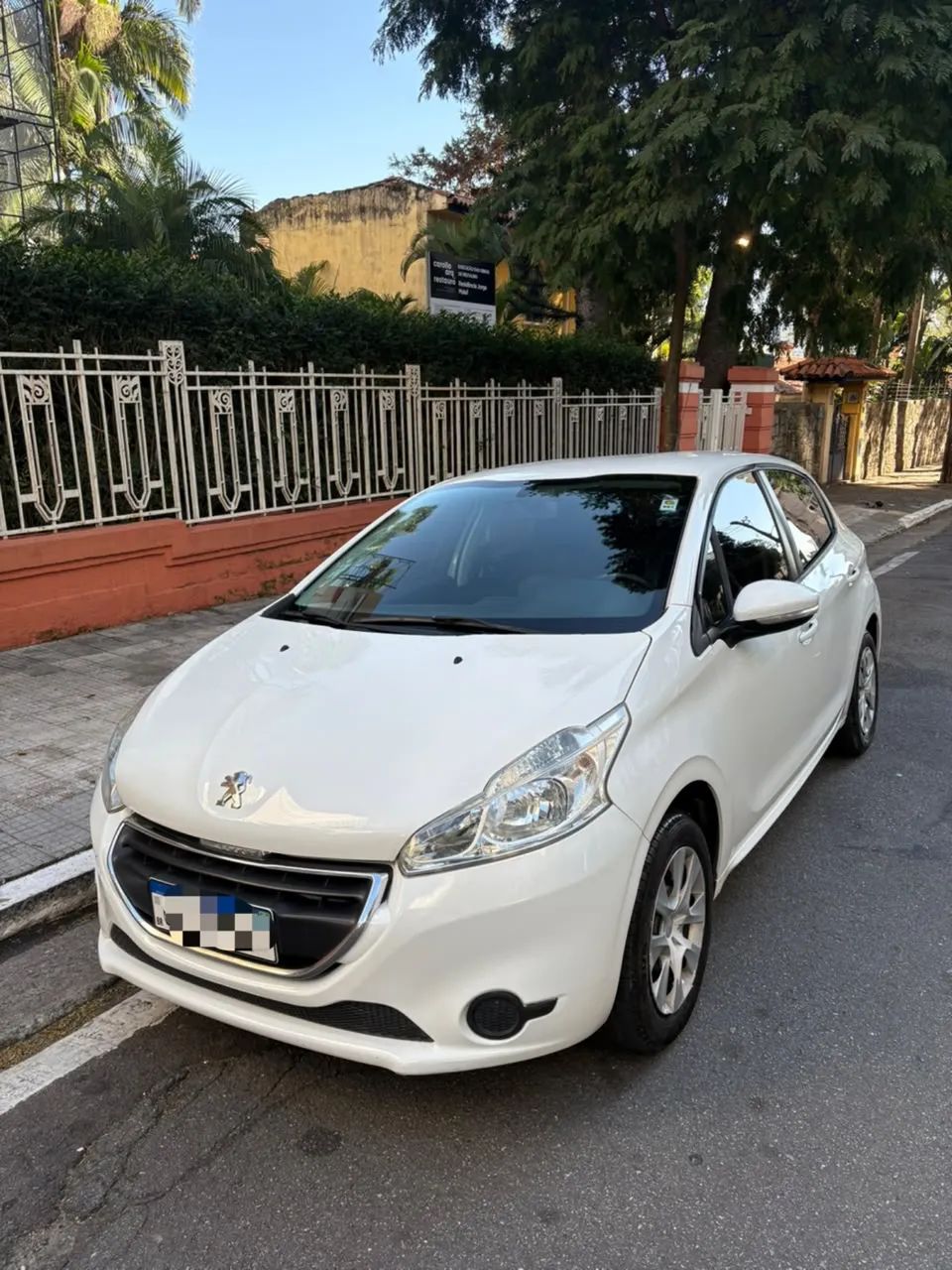 Peugeot 208 Active/active Pack 1.5 Flex 8V 5P 2014