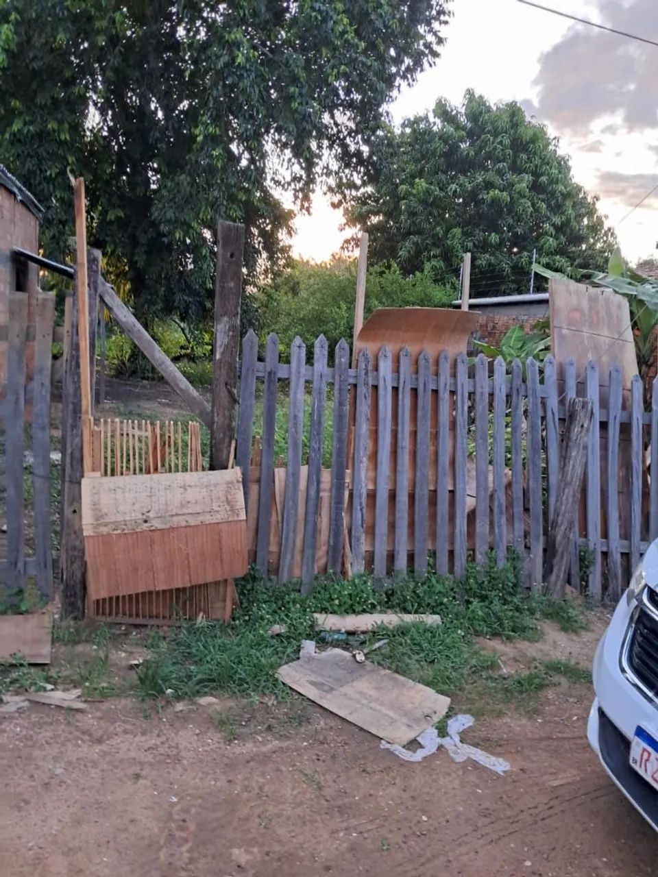 VENDE-SE UM TERRENO PERTO DA AV. ATAIDE TEIVE - Foto 3