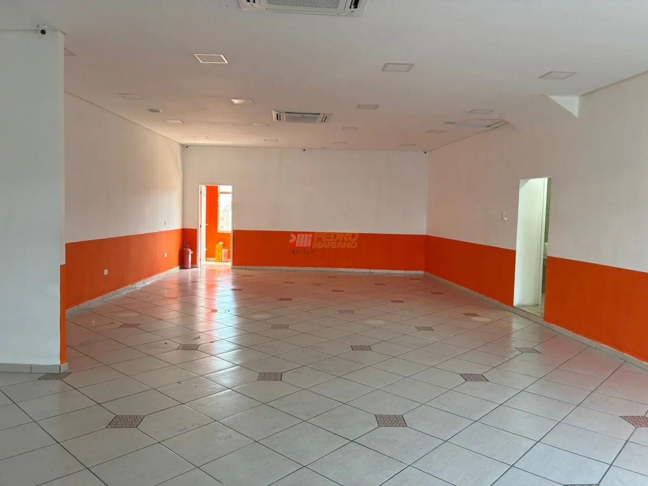 Salão Comercial no Bairro Centro de Diadema.