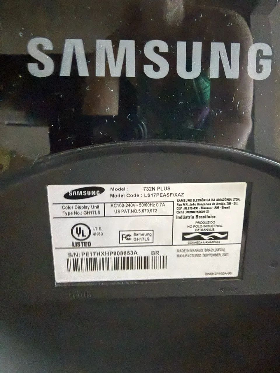 Samsung SyncMaster 732N Plus, um modelo de tela LCD de 17 polegadas. - Foto 3