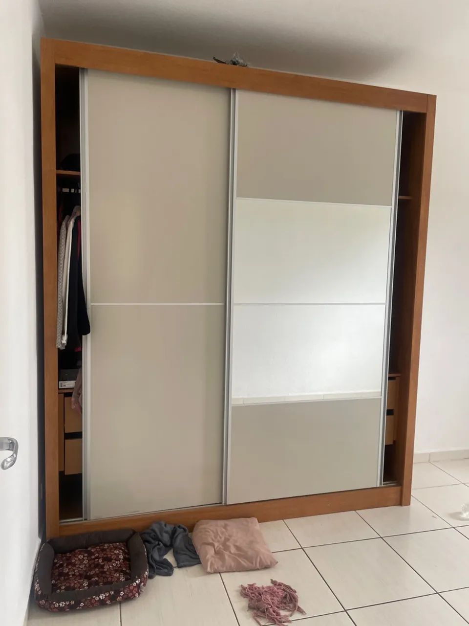 Guarda roupa casal novo 