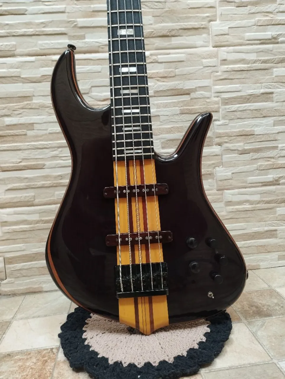 Baixo Warwick Corvette Proline (Made in Germany) - Instrumentos