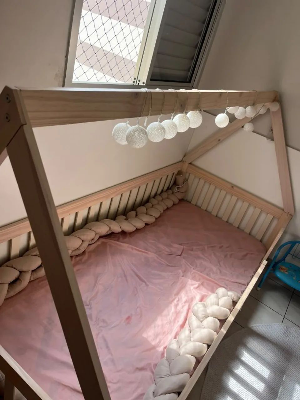 CAMA MONTESSORIANA SOLTEIRO COM GRADE E TELHADO - Foto 2