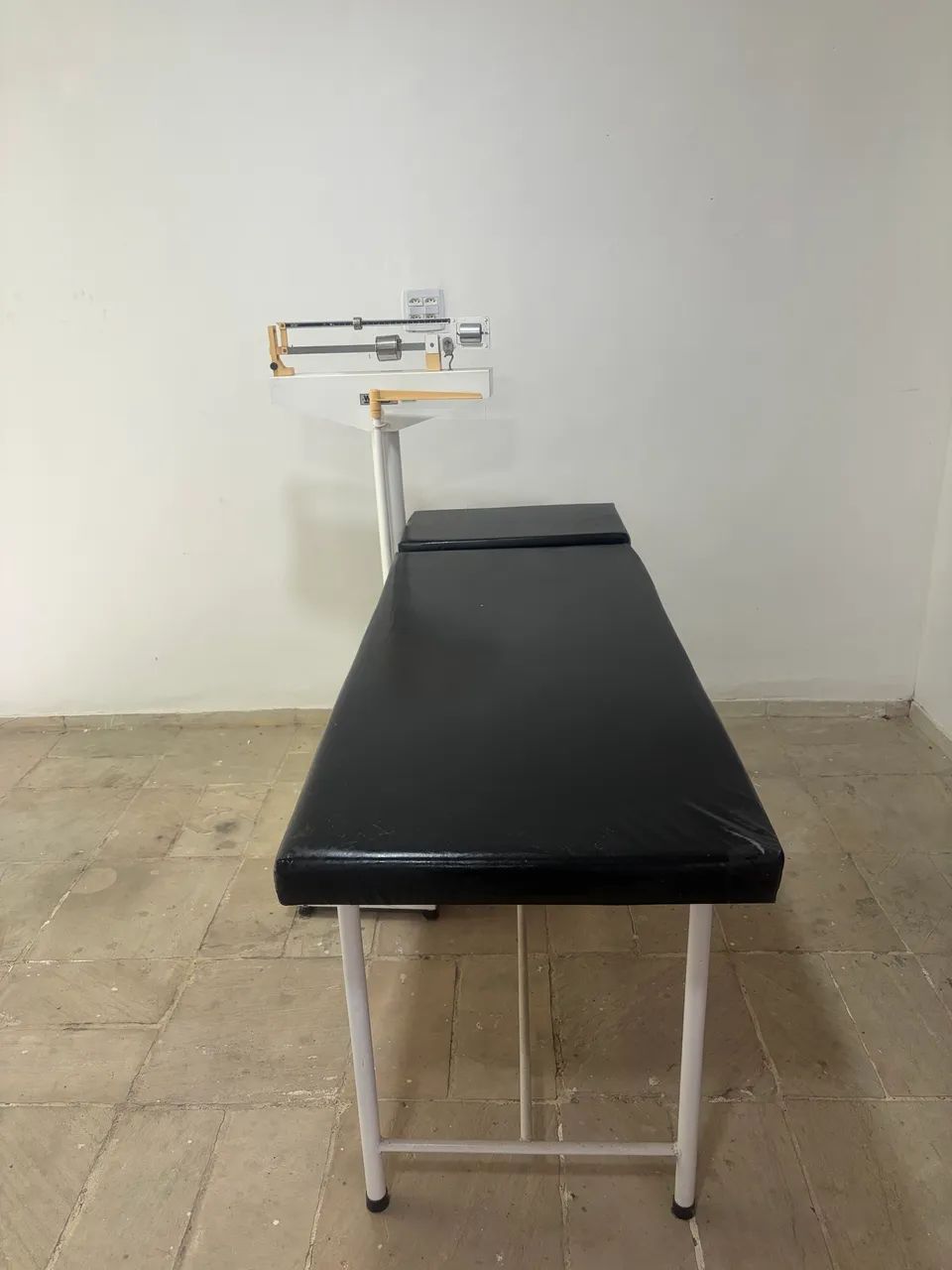 Balança/ Maca e estadiometro  - Foto 3