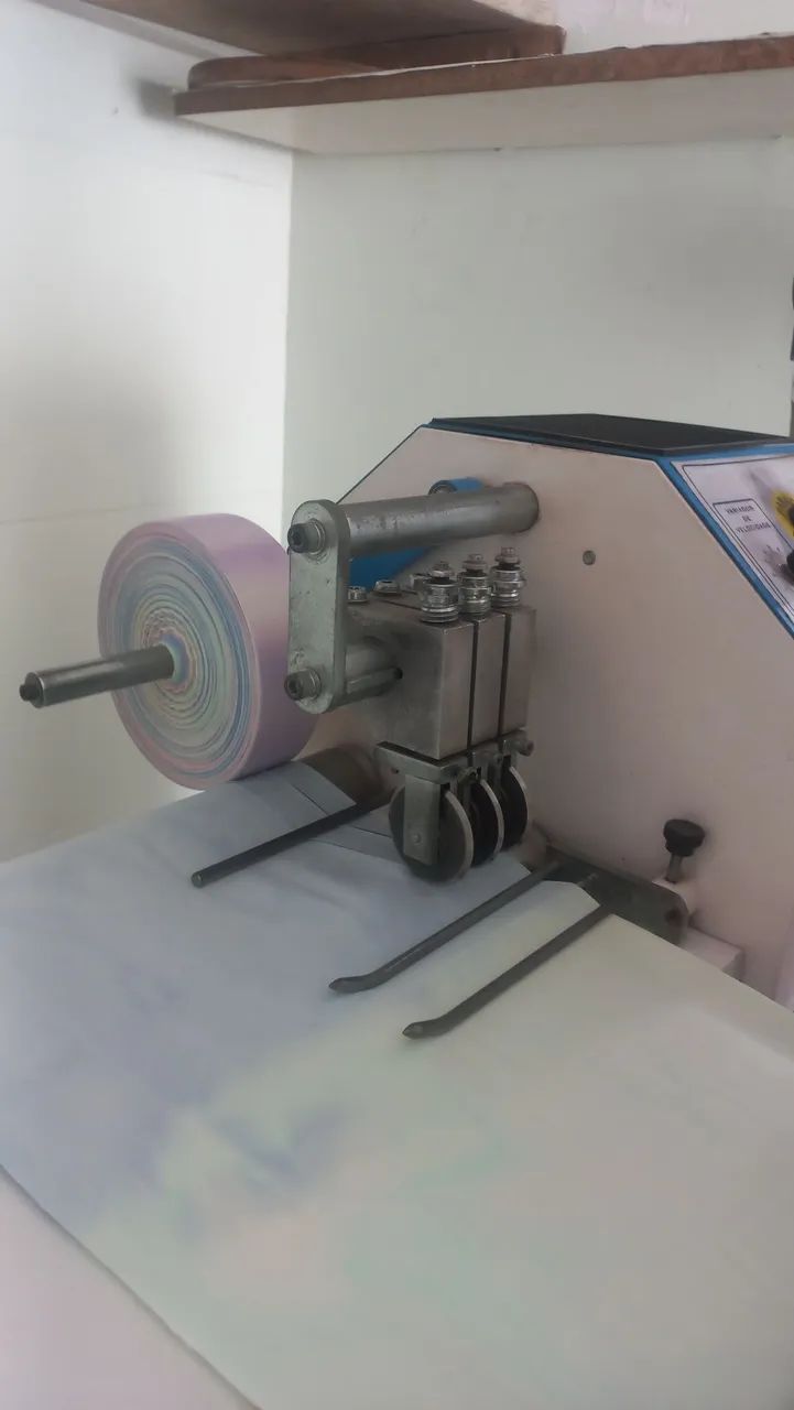 Maquina de cortar vies