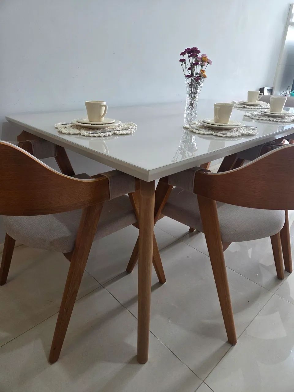 Mesa 6 lugares em madeira maciça, 180x100cm - Foto 2