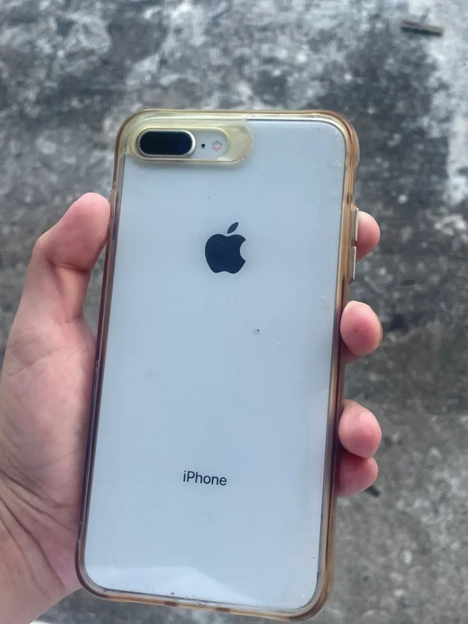 Vendo iPhone oito plus usado 