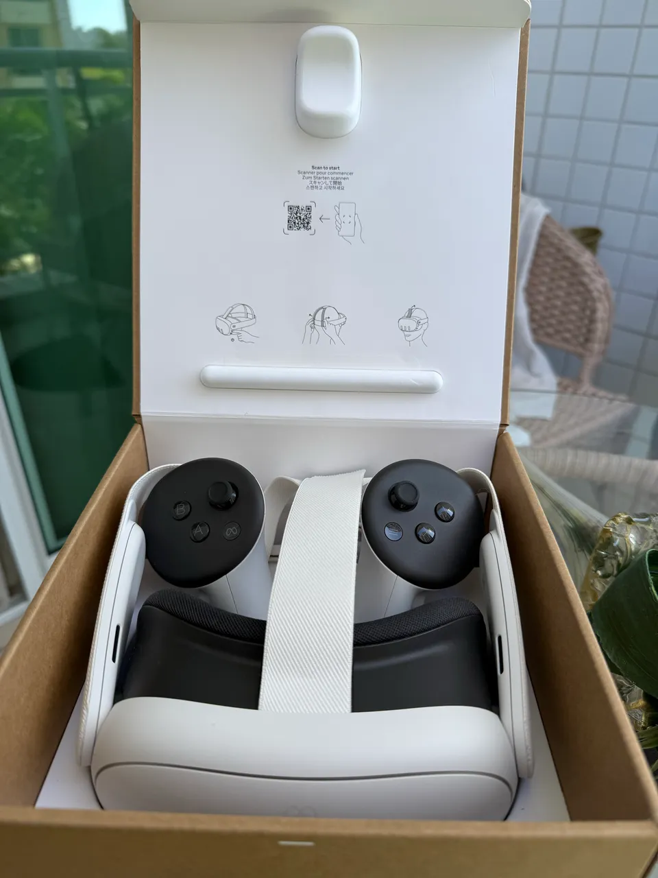 Meta Quest 3 128GB + Headstrap BOBOVR M3 Pro com Bateria - Estado