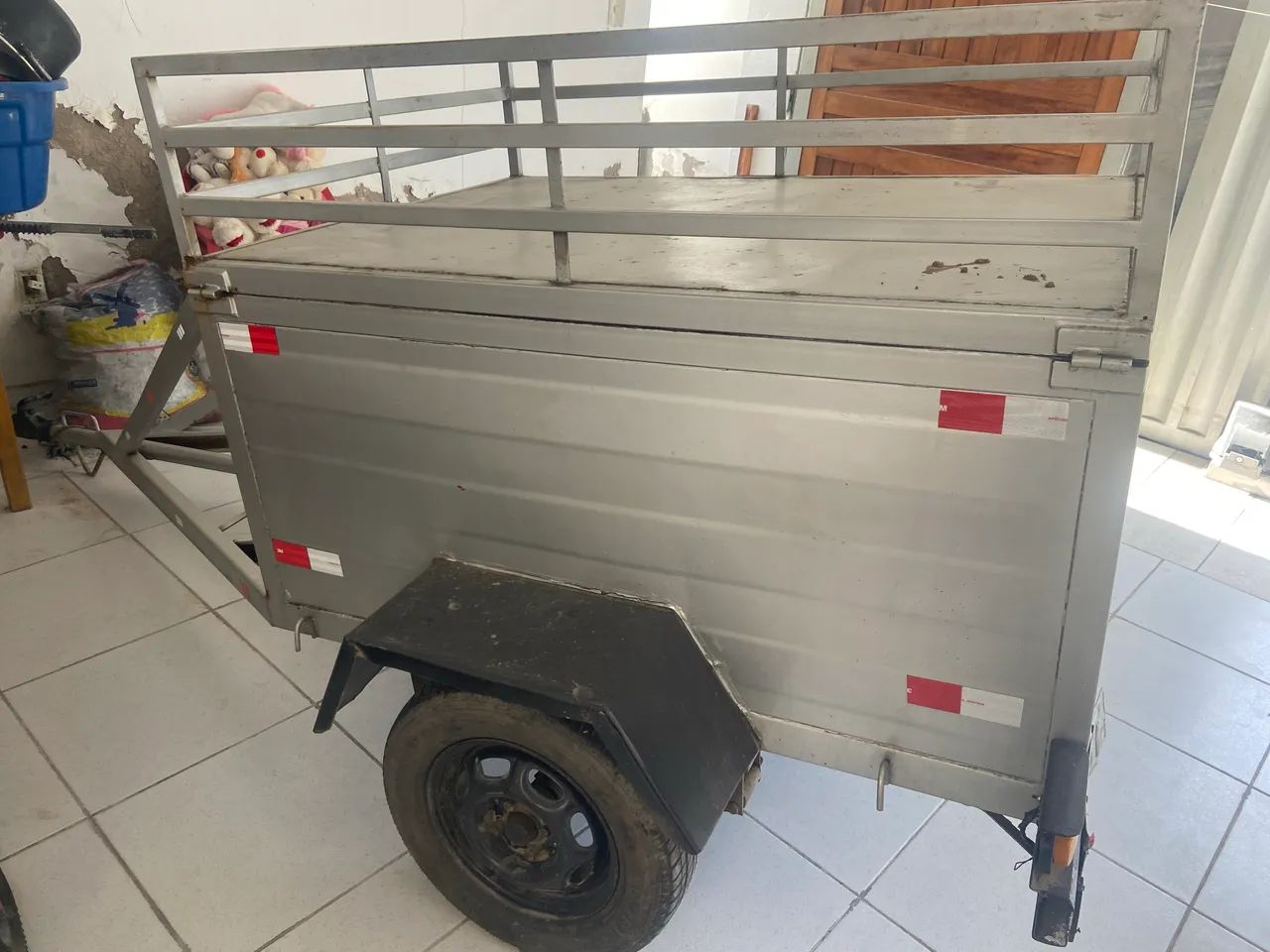 Carretinha baú 