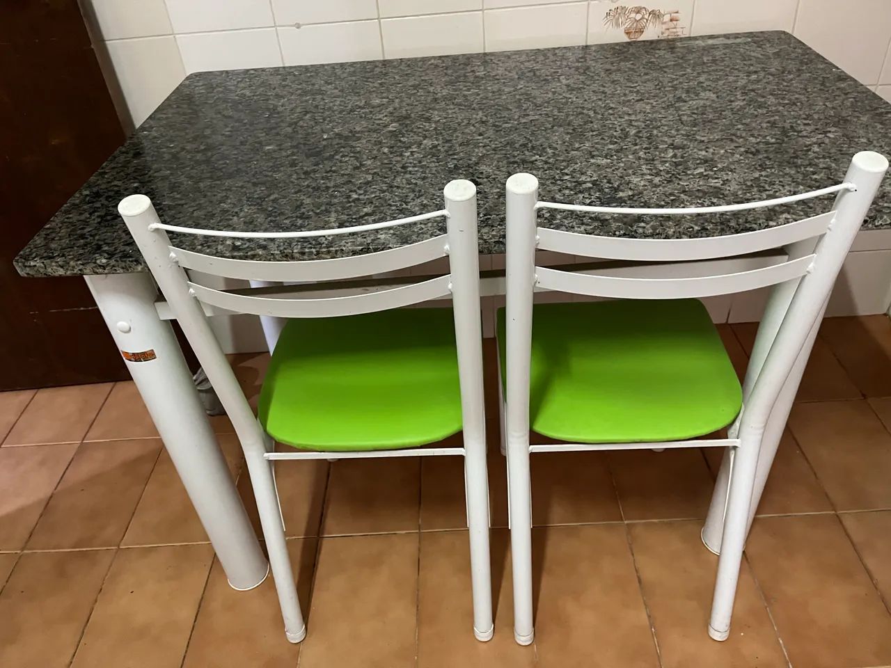 Mesa de jantar + 4 cadeiras - Foto 3