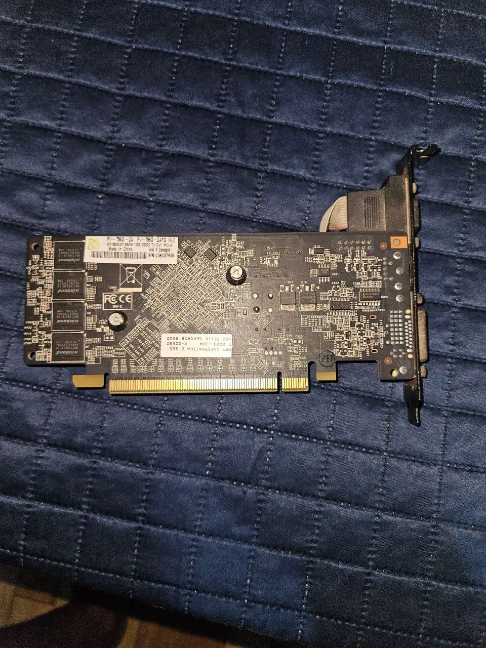 NVIDIA GEFORCE 9500GT 1GB DDR2 - Foto 2