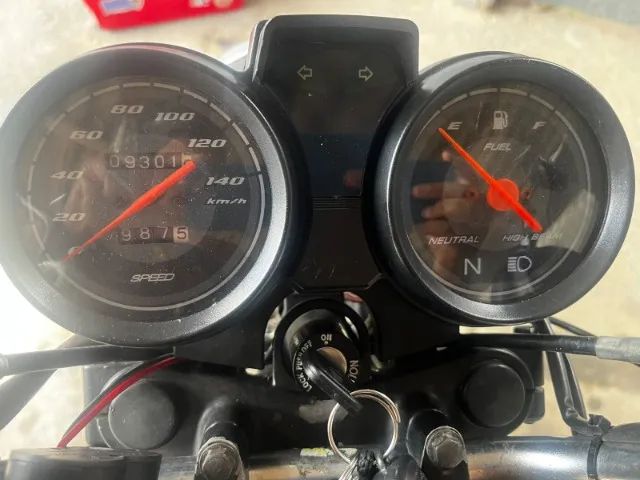 YBR 125  - Foto 2