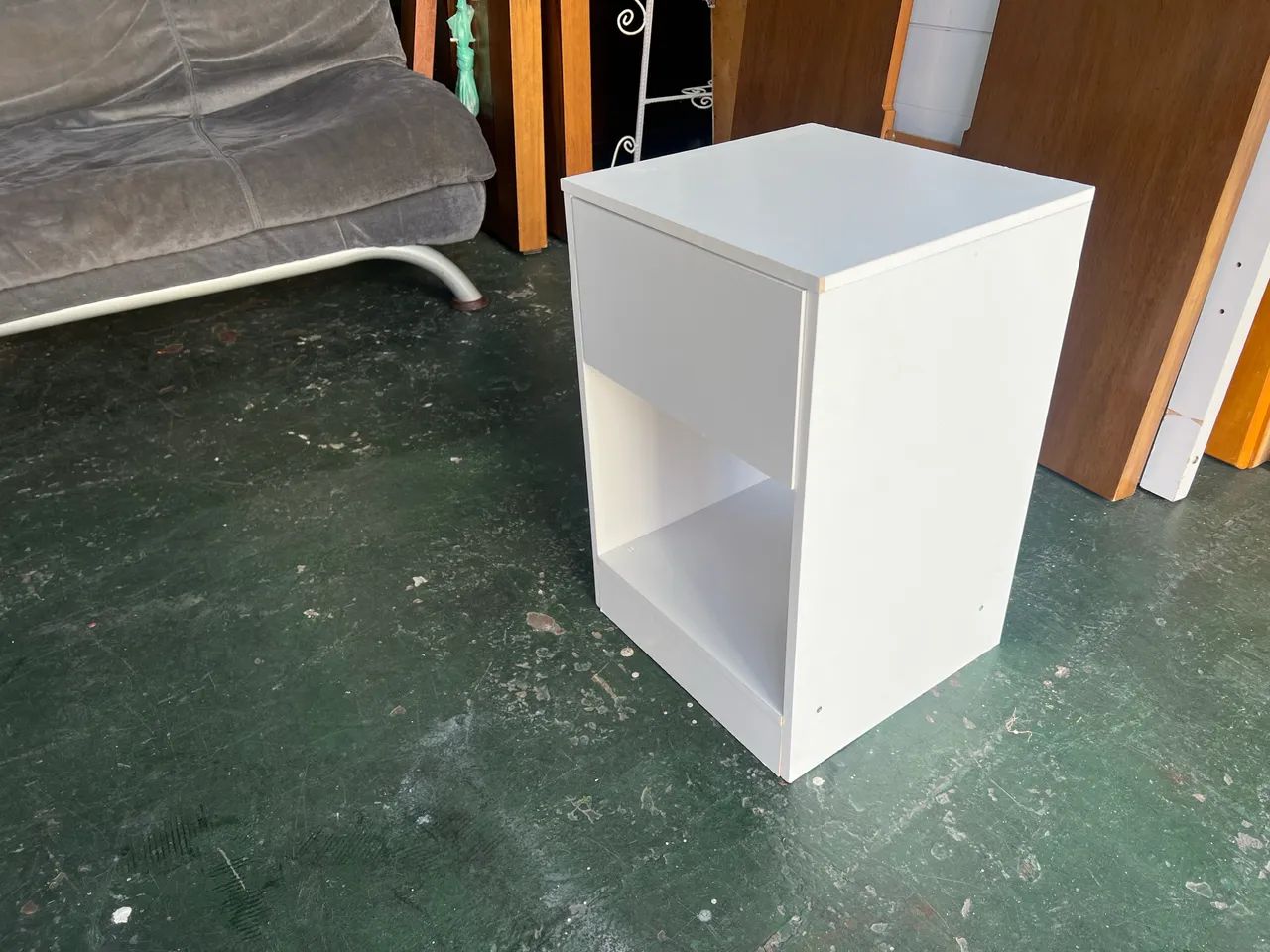 Mesa De Cabeceira Branca - Foto 2