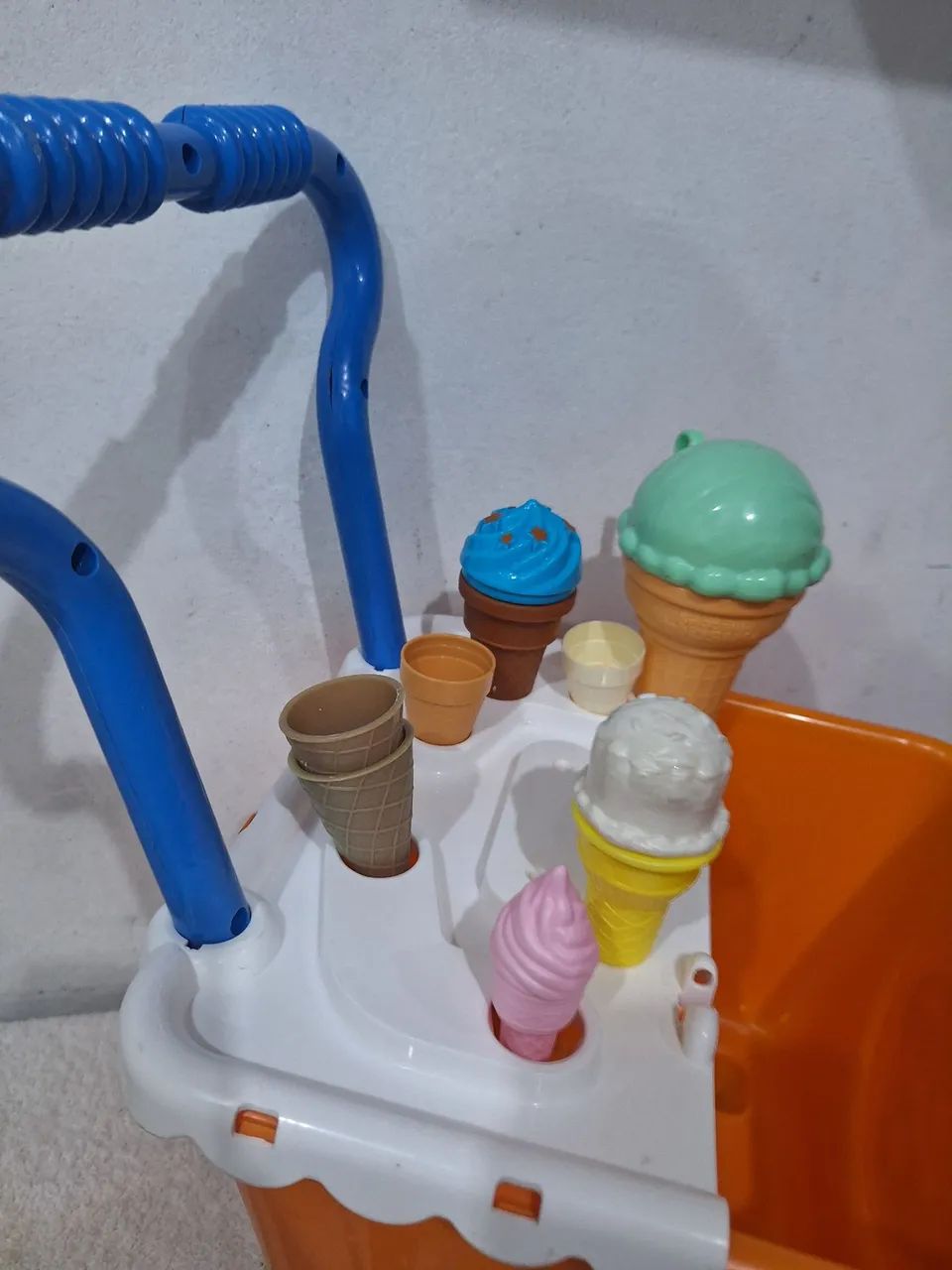 Brinquedo carrinho de sorvete grande e acessórios  - Foto 3