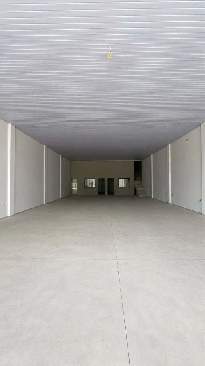 ALUGA-SE galpão bem localizado Cidade jardim