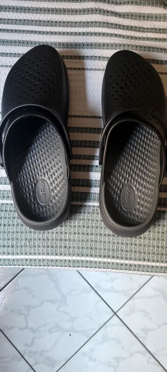 Crocs Inmotion Clog Black (ACEITO OFERTAS)