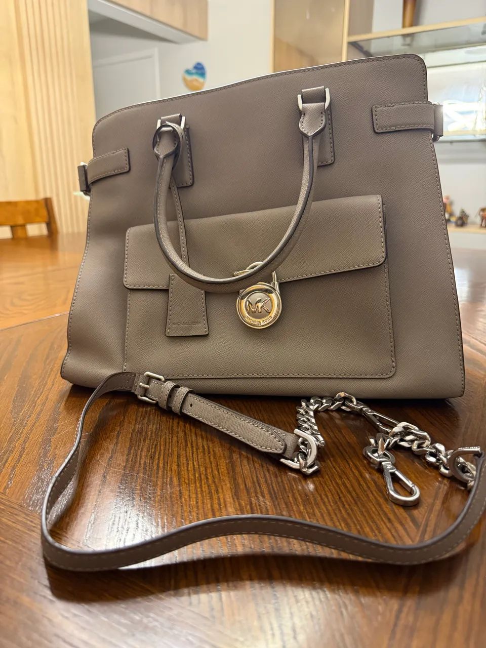 Bolsa Michael Kors original Grande cinza - Foto 2