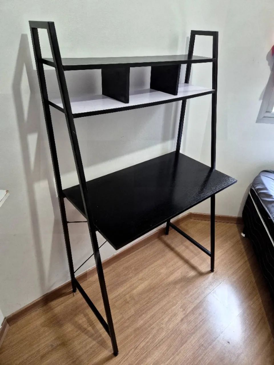 Escrivaninha/ mesinha447429171028971524