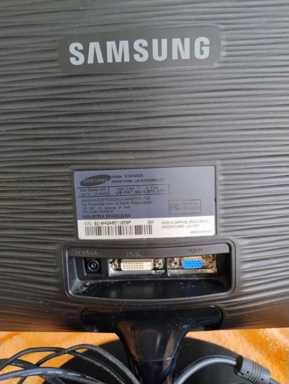 Monitor Led Samsung SyncMaster SA300 funcionando perfeitamente. 19 Polegadas. - Foto 3