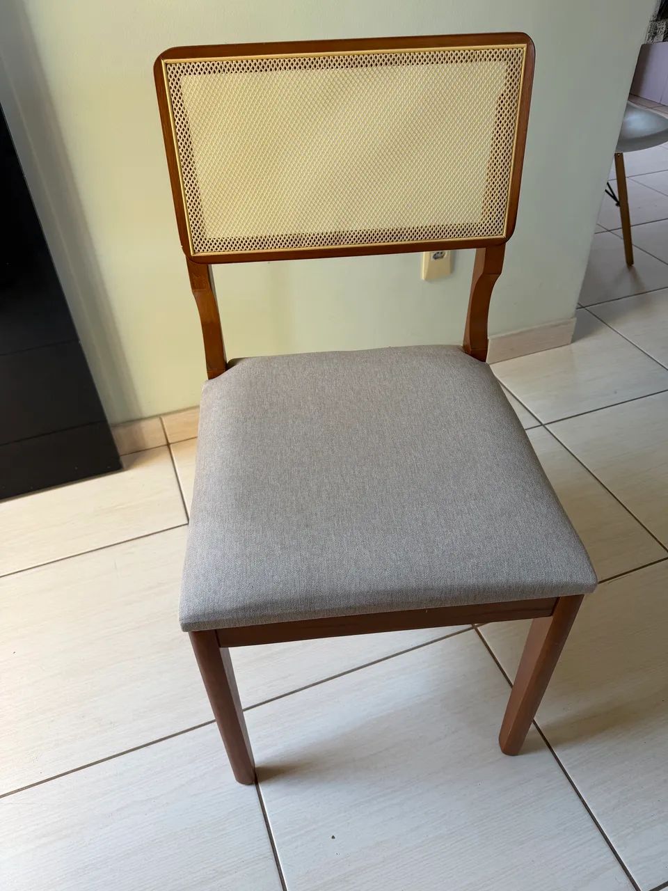 Mesa de jantar 4 cadeiras  - Foto 2