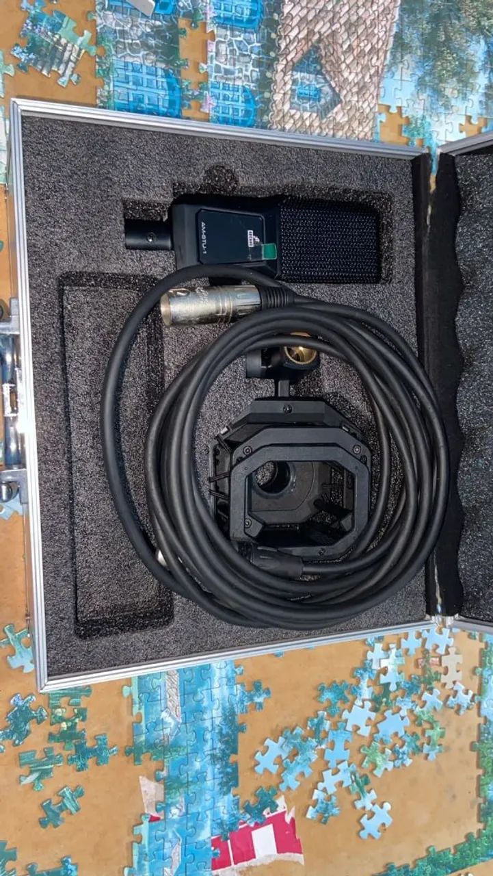 Microfone Arcano + Case + Cabo XLR + Shock Mount - Foto 4