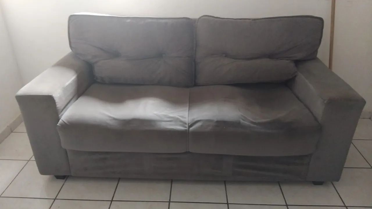 Sofá 2 lugares cinza 1,80m de largura 